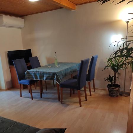 Apartment Valenta Poreč Exteriör bild