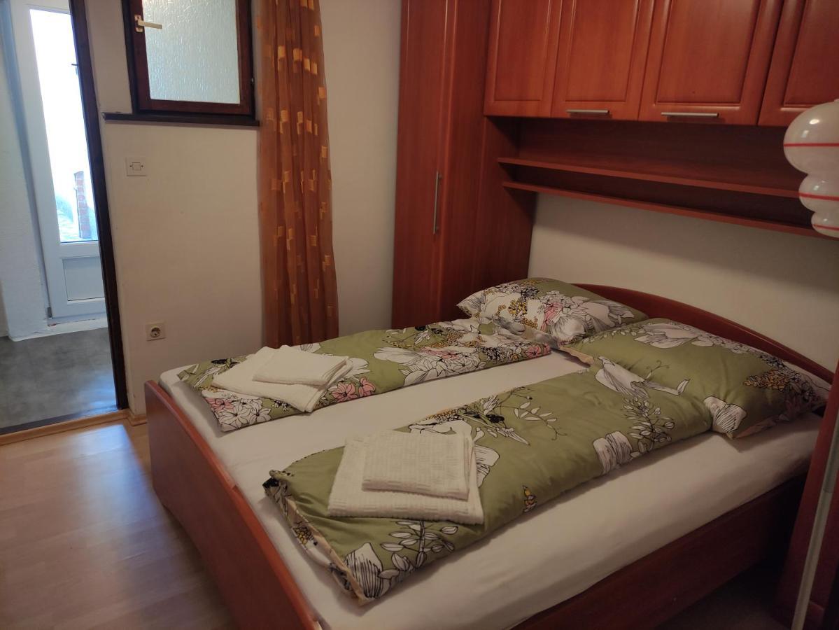 Apartment Valenta Poreč Exteriör bild