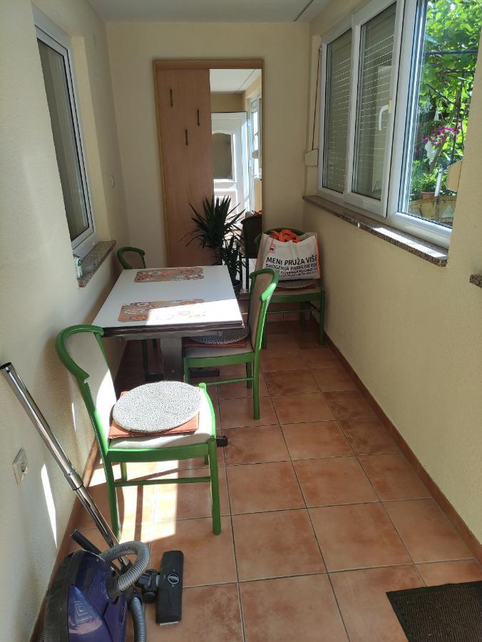 Apartment Valenta Poreč Exteriör bild
