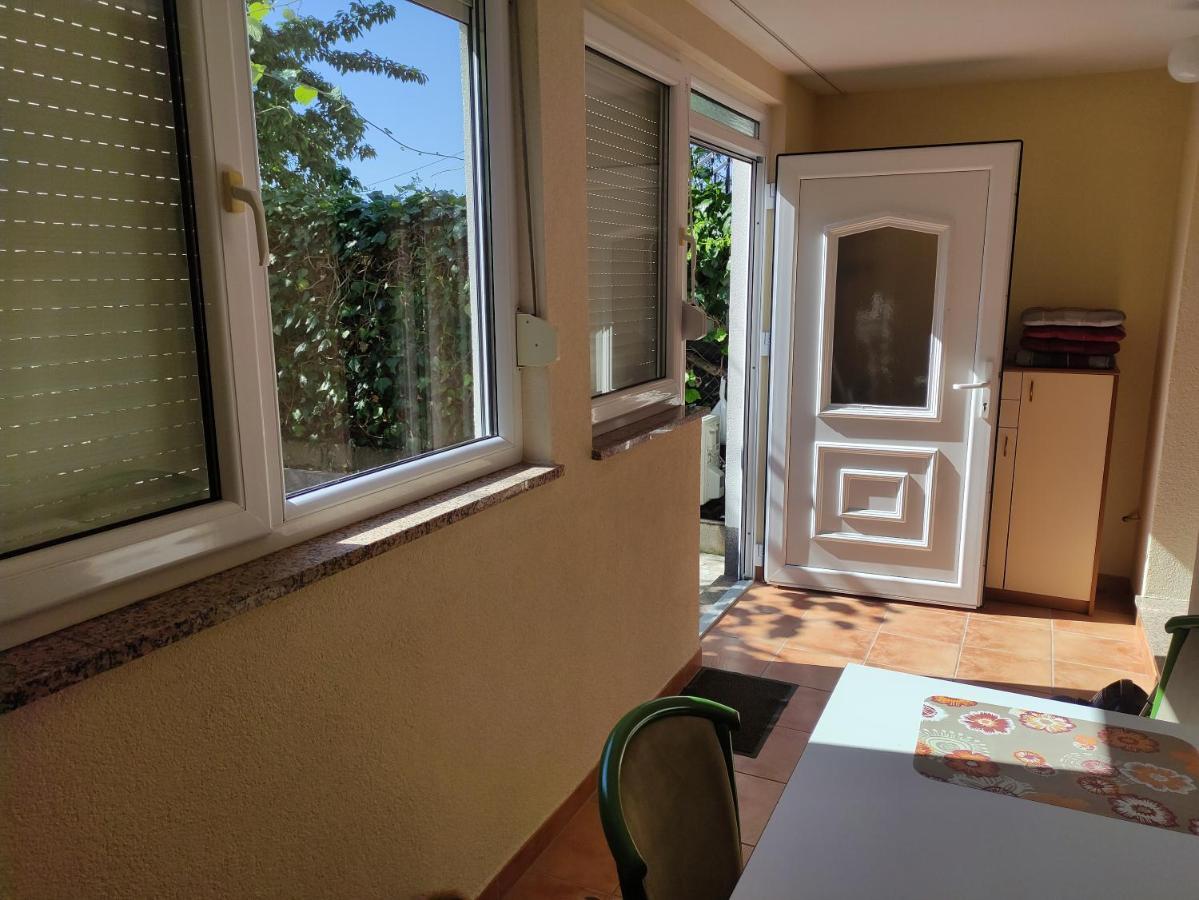 Apartment Valenta Poreč Exteriör bild